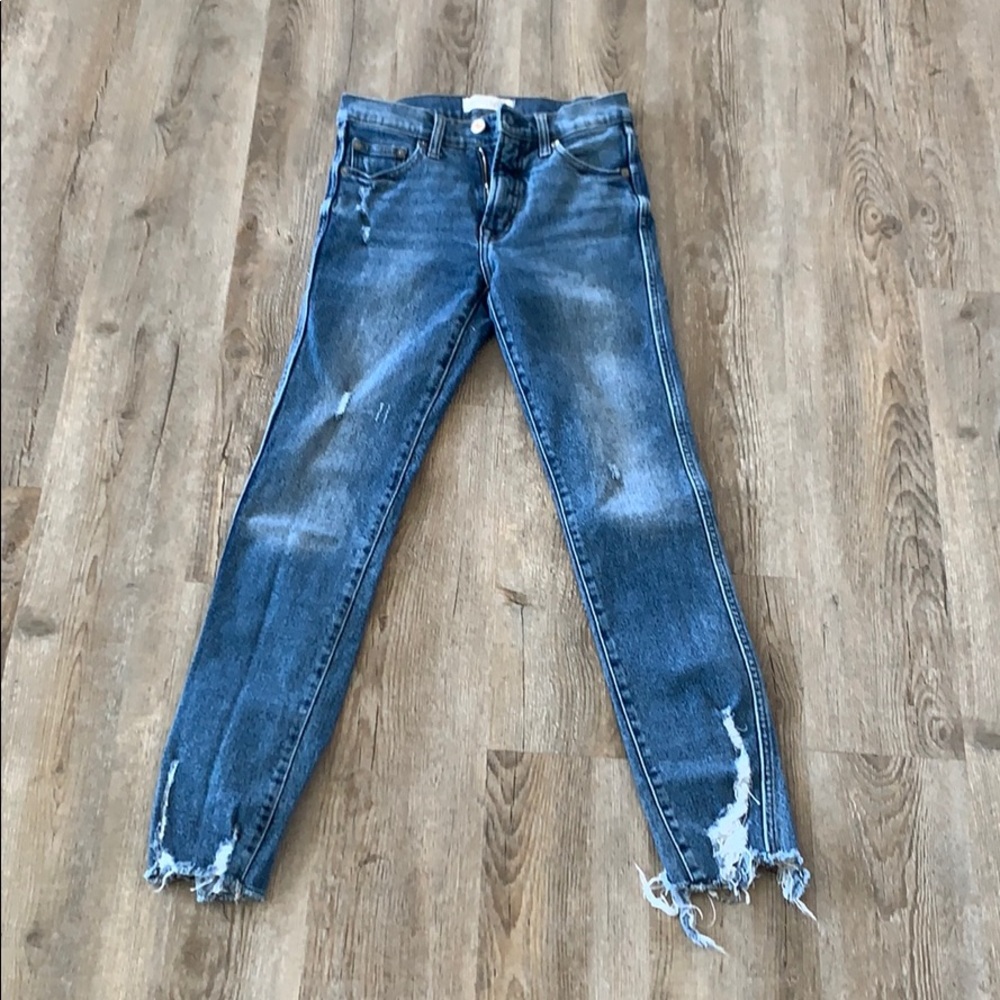 Gap high rise slim straight size 26